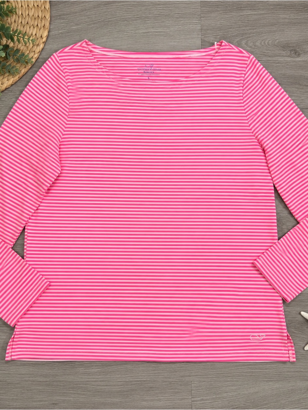 Vineyard Vines Sankaty Performance Pink Stripe Boat Neck Top L